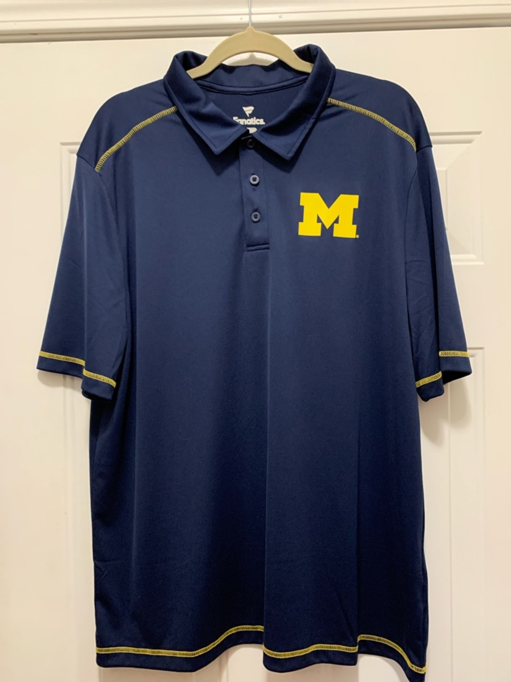 Fanatics Navy Polo with Yellow Michigan Wolverines Logo Size XL